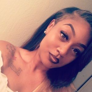 Meet your Posher, Vanessa